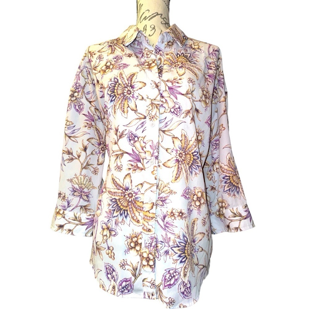 Cupio-Button down 3/4 length sleeve floral blouse